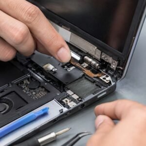 kabel fleksibel laptop rusak